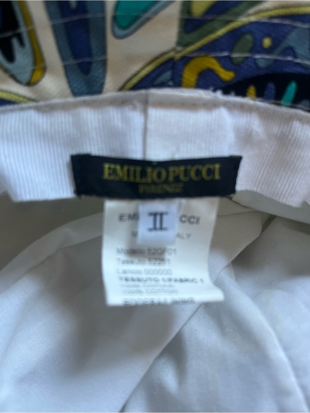 Vintage Pucci hat in a signature Paisley, print with the logo woven throughout - Picture 7 of 8